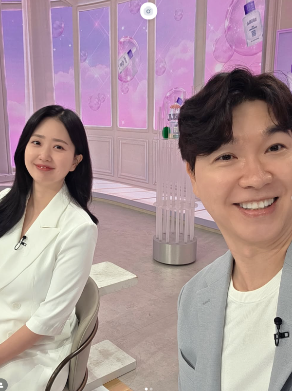 El retraso de 51 minutos en vuelo a Guam con Park Soo-hong, según Korean Air, no fue privilegio y se ofrece disculpa pública en Corea del Sur 박수홍 ‘괌행 항공기 지연 사과…대한항공 특혜 아닌 정상 절차 51분 지연.png