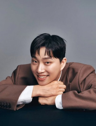 La caída de Park Wi en KTX de Seúl desata debate entre derechos de movilidad y polémica por divulgación de video privado 박위 ktx 낙상 cctv 후폭풍…‘이동권 문제 제기가 ‘개인 공개 논란으로 번진 이유.jpg